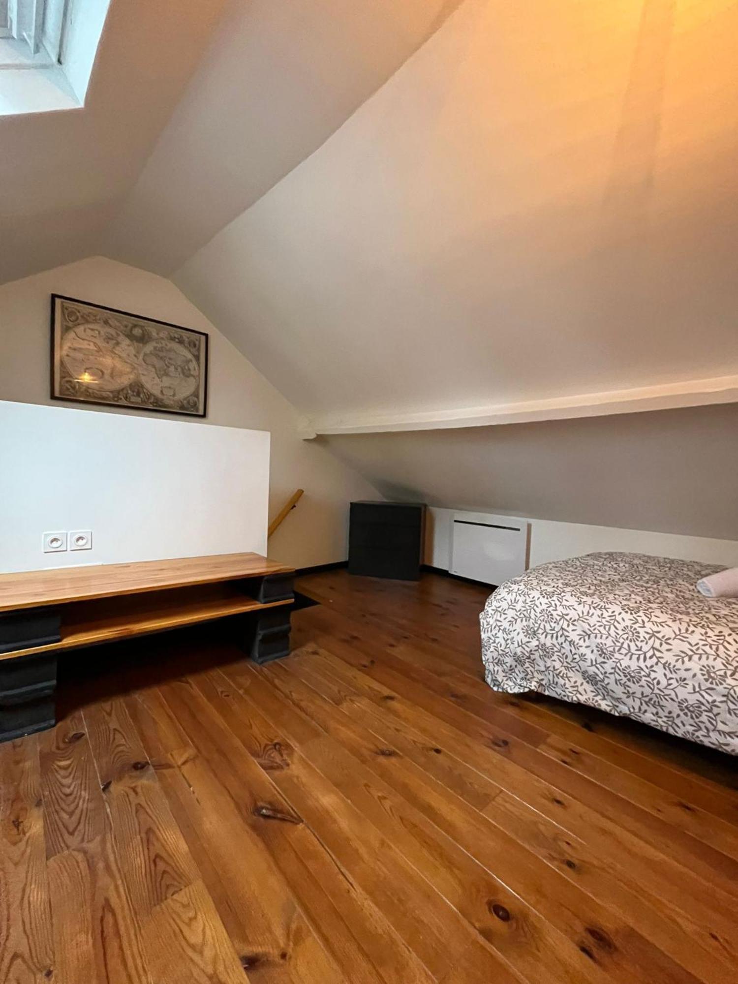 Gite Le Charme Citadin 55 M² Avec Exterieur Valenciennes Exteriör bild